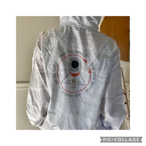 Undercover Hippie The Sun, The Moon & The Eye Cropped White Windbreaker Size S - Picture 2 of 14